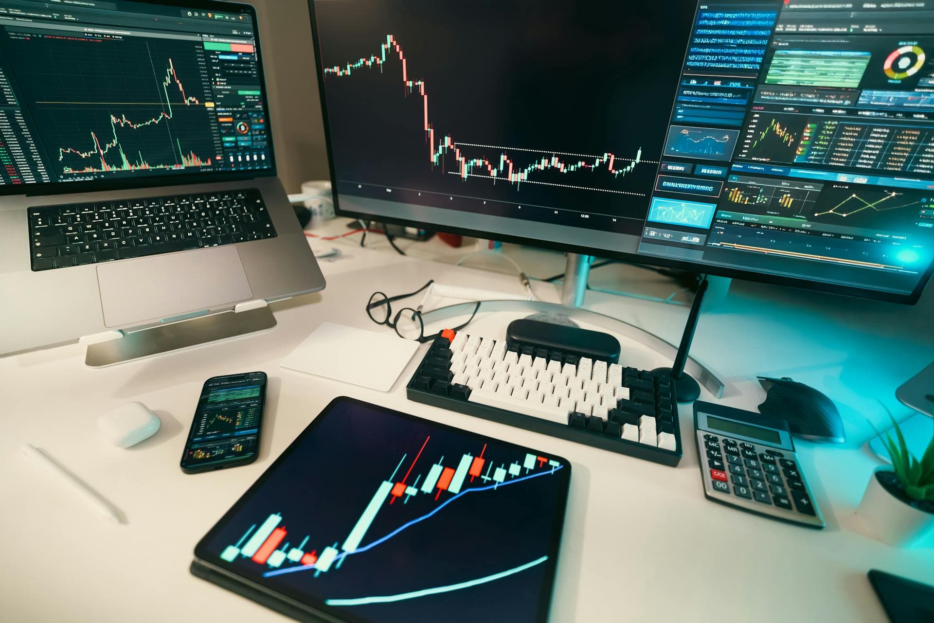 A working dashboard with charts and screens, representing the ERP environment Nascaps operates inside